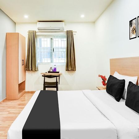 Vaccinated Staff - OYO TOWNHOUSE 077 HOTEL ROOM Stories Bangalore Exterior foto